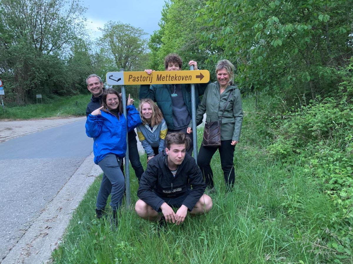 Vakantiehuis Haspengouw - Pastorij Mettekoven Bagian luar foto